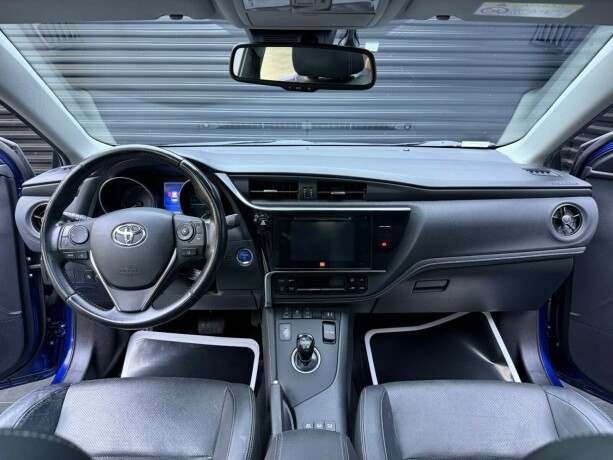 toyota-auris-elektrisitetbensin-2017-big-9