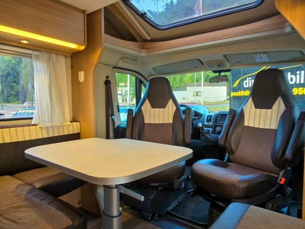 sunlight-capron-t69l-diesel-2016-big-11