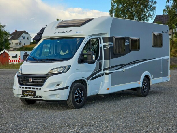 sunlight-capron-t69l-diesel-2016-big-4
