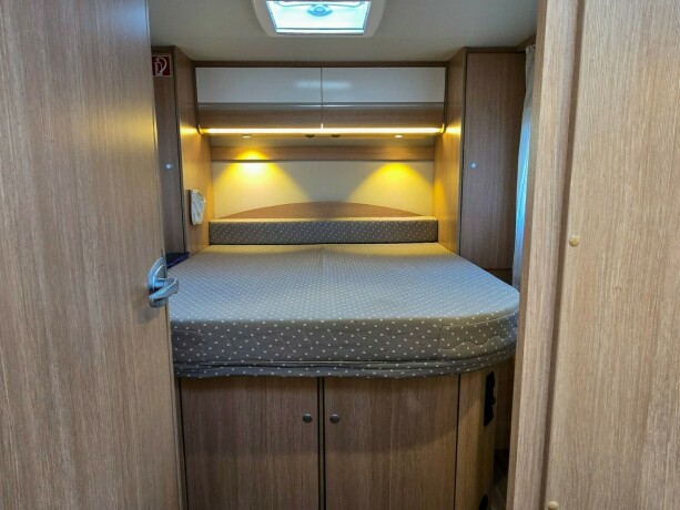 sunlight-capron-t69l-diesel-2016-big-45