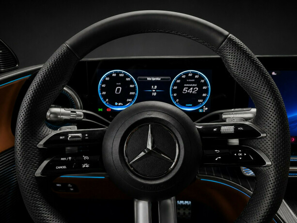 mercedes-benz-glc400-elektrisitet-2027-big-12
