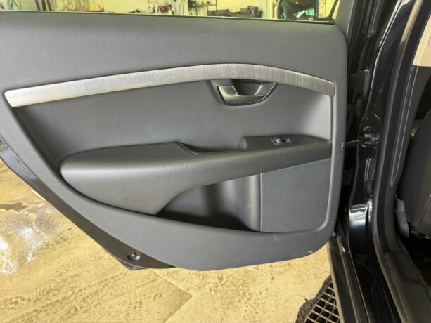 volvo-xc-70-diesel-2008-big-16