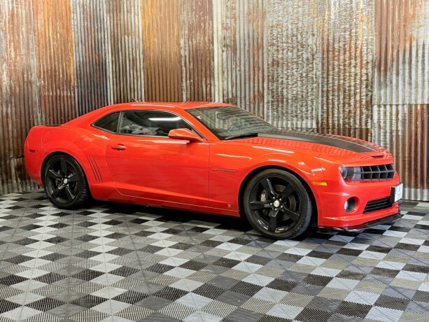 chevrolet-camaro-bensin-2010-big-2
