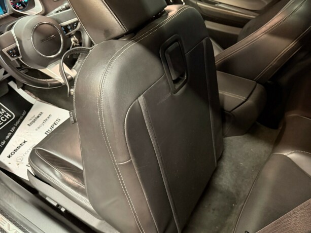 chevrolet-camaro-bensin-2010-big-35
