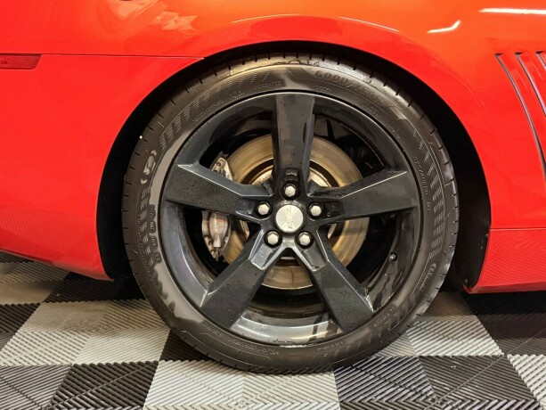 chevrolet-camaro-bensin-2010-big-5