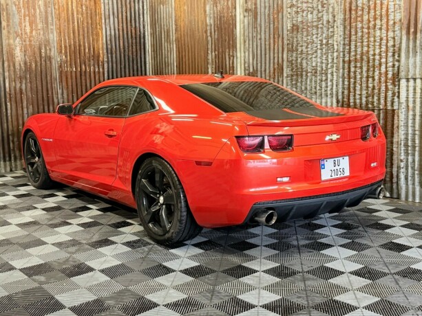 chevrolet-camaro-bensin-2010-big-8