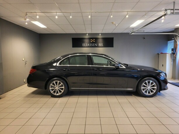 mercedes-benz-e220-d-diesel-2017-big-3