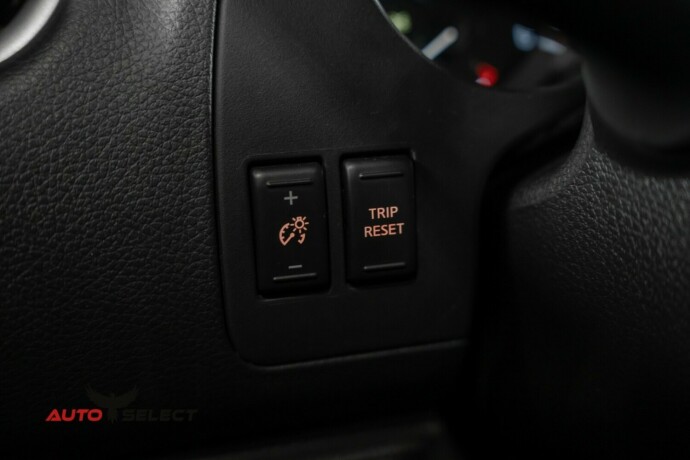 nissan-navara-diesel-2018-big-29
