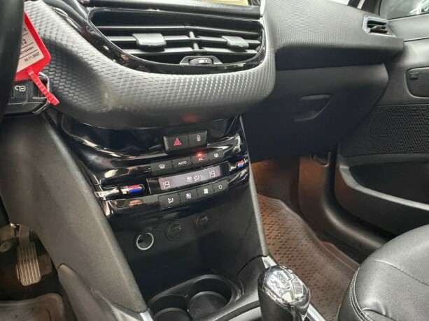 peugeot-2008-diesel-2014-big-18