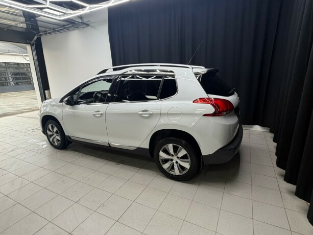 peugeot-2008-diesel-2014-big-6