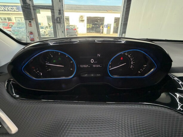 peugeot-2008-diesel-2014-big-20