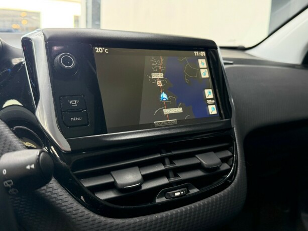 peugeot-2008-diesel-2014-big-15
