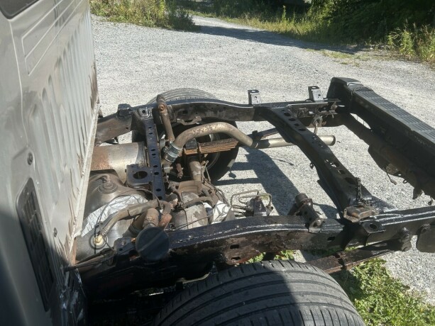 toyota-hilux-diesel-2010-big-27