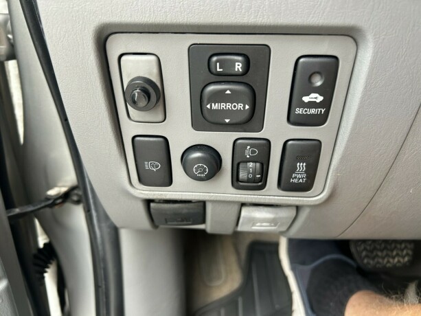 toyota-hilux-diesel-2010-big-16