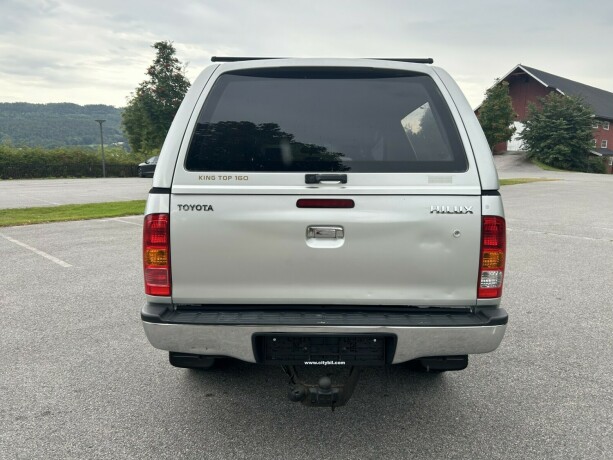 toyota-hilux-diesel-2010-big-5