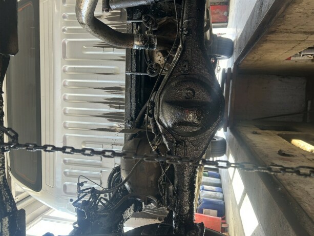 toyota-hilux-diesel-2010-big-34