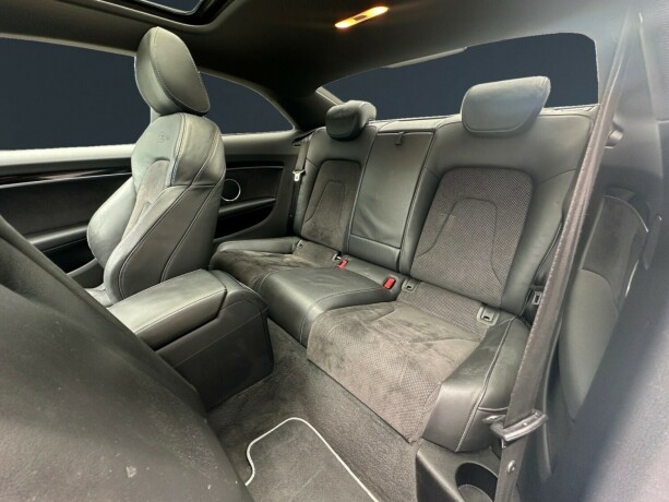 audi-a5-bensin-2013-big-14