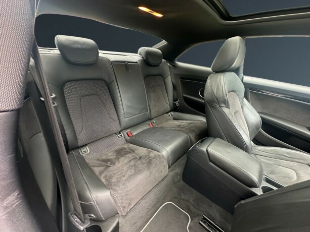 audi-a5-bensin-2013-big-15