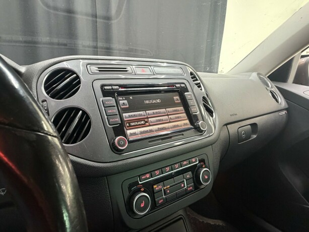 volkswagen-tiguan-diesel-2011-big-17