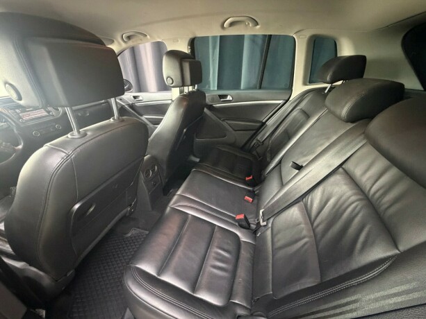 volkswagen-tiguan-diesel-2011-big-22