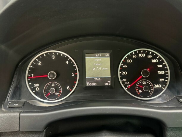 volkswagen-tiguan-diesel-2011-big-19