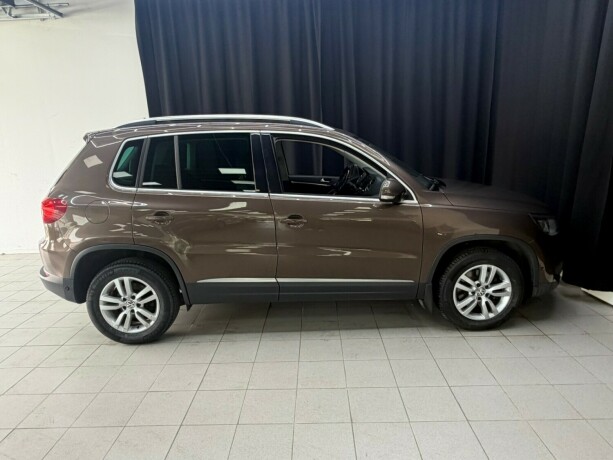 volkswagen-tiguan-diesel-2011-big-5
