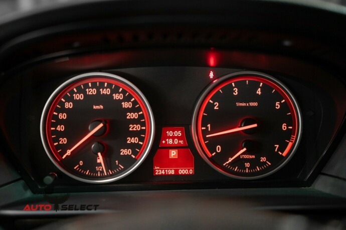 bmw-550i-bensin-2007-big-33