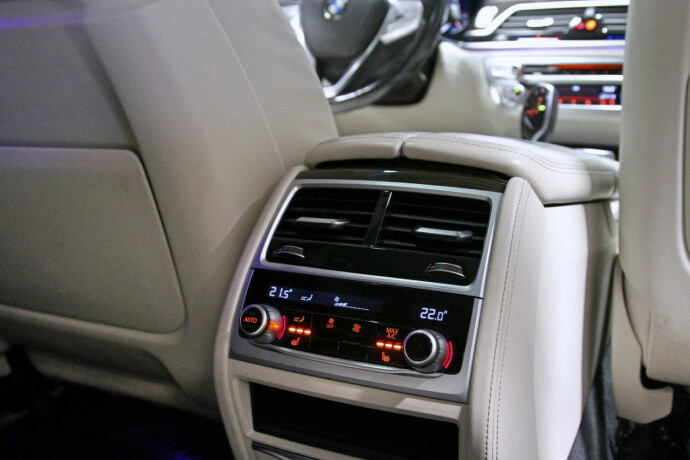 bmw-740le-elektrisitetbensin-2018-big-6