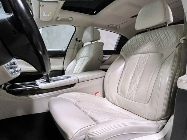 bmw-740le-elektrisitetbensin-2018-big-10