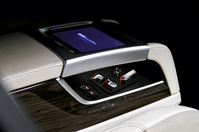 bmw-740le-elektrisitetbensin-2018-big-7