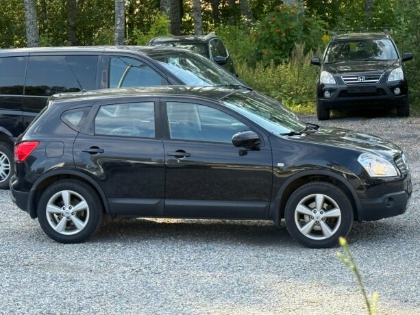 nissan-qashqai-bensin-2009-big-1