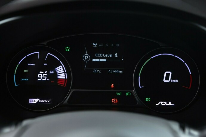 kia-soul-elektrisitet-2018-big-13