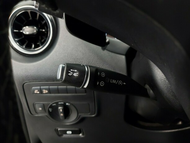 mercedes-benz-vito-119-diesel-2023-big-30