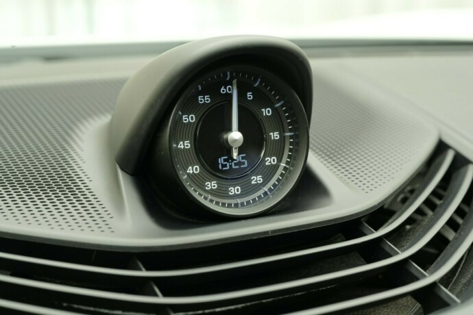 porsche-taycan-4s-elektrisitet-2020-big-45