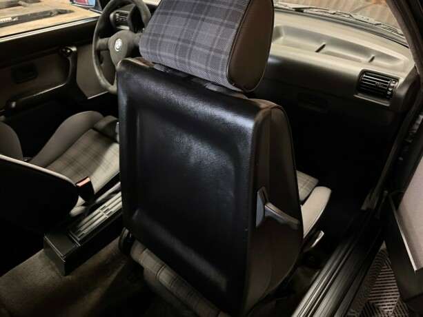 bmw-m3-bensin-1988-big-34