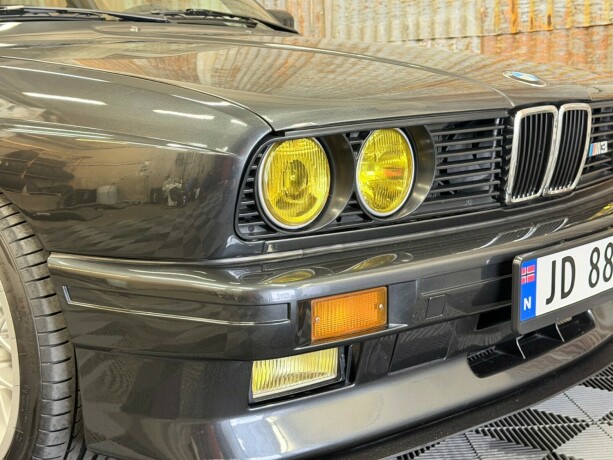 bmw-m3-bensin-1988-big-9