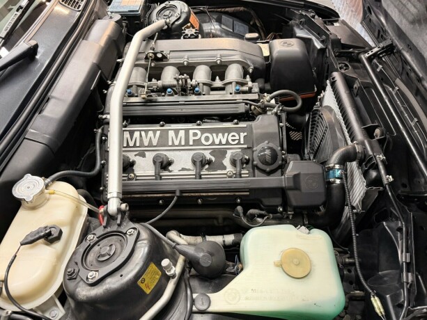 bmw-m3-bensin-1988-big-45