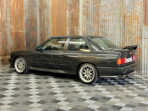 bmw-m3-bensin-1988-big-12