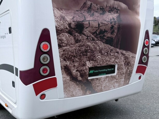 eura-mobil-i-790-eb-diesel-2012-big-0