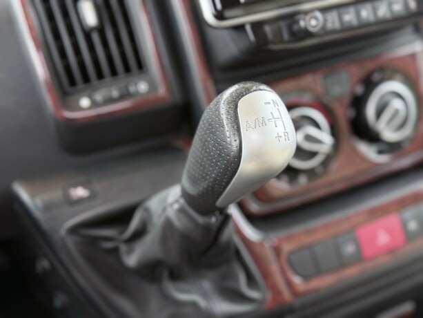 eura-mobil-i-790-eb-diesel-2012-big-6