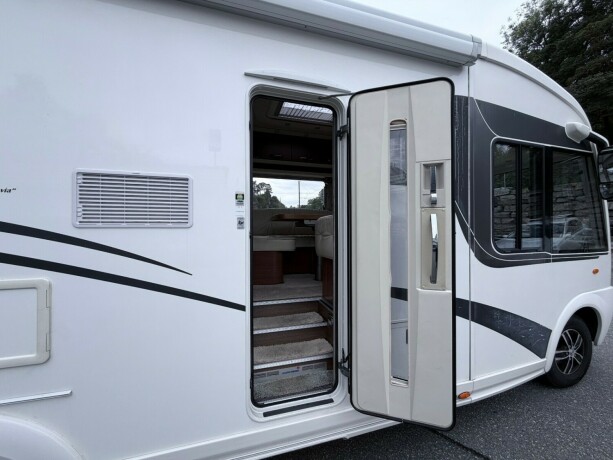 eura-mobil-i-790-eb-diesel-2012-big-28