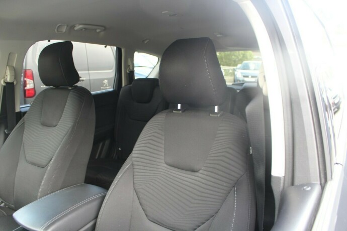 ford-s-max-diesel-2016-big-6