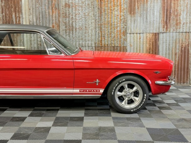 ford-mustang-bensin-1966-big-3
