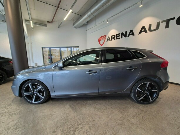 volvo-v40-bensin-2016-big-1