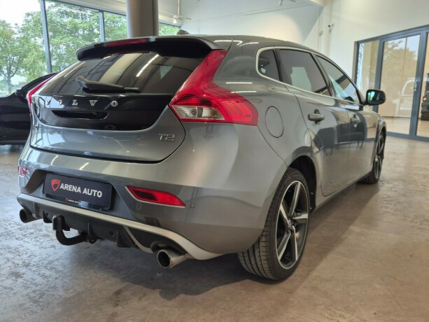 volvo-v40-bensin-2016-big-4