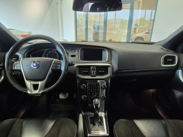 volvo-v40-bensin-2016-big-9