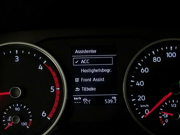volkswagen-crafter-diesel-2019-big-37