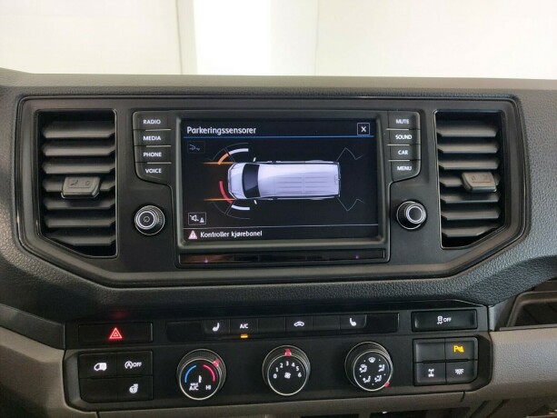 volkswagen-crafter-diesel-2019-big-34