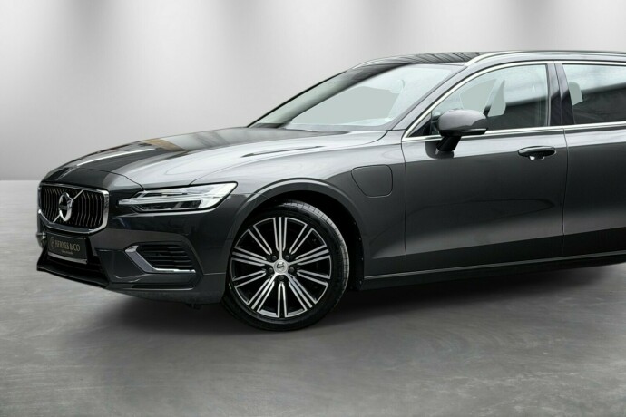 volvo-v60-elektrisitetbensin-2020-big-1