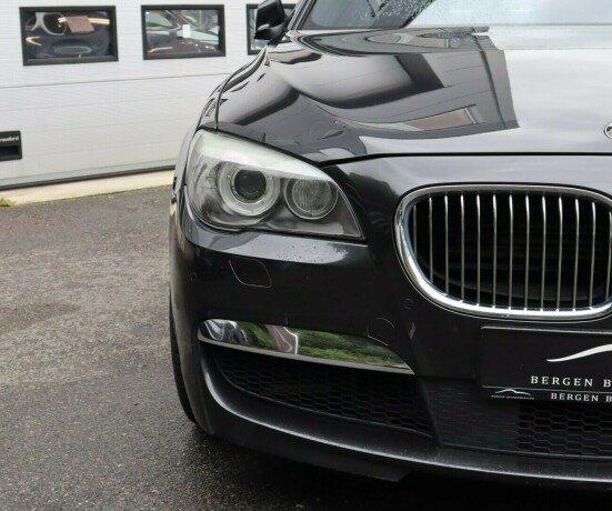 bmw-750i-bensin-2011-big-6